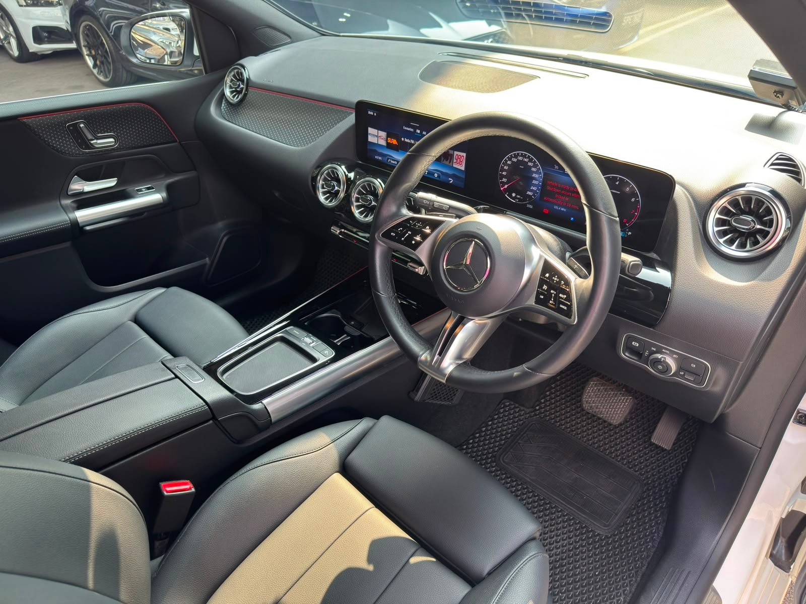 Mercedes-Benz B180 Progressive photo 7
